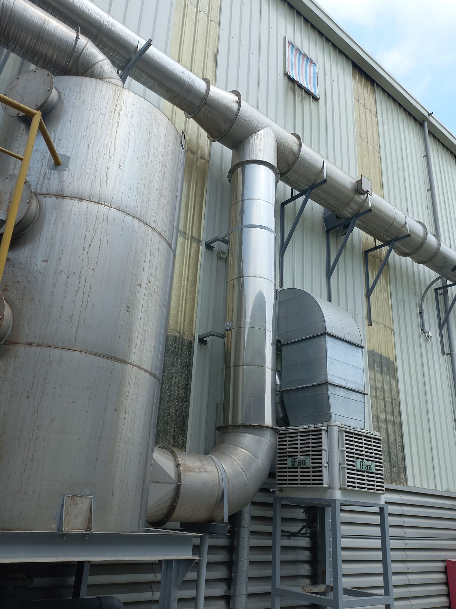 Gia công hệ thống lọc khói bụi