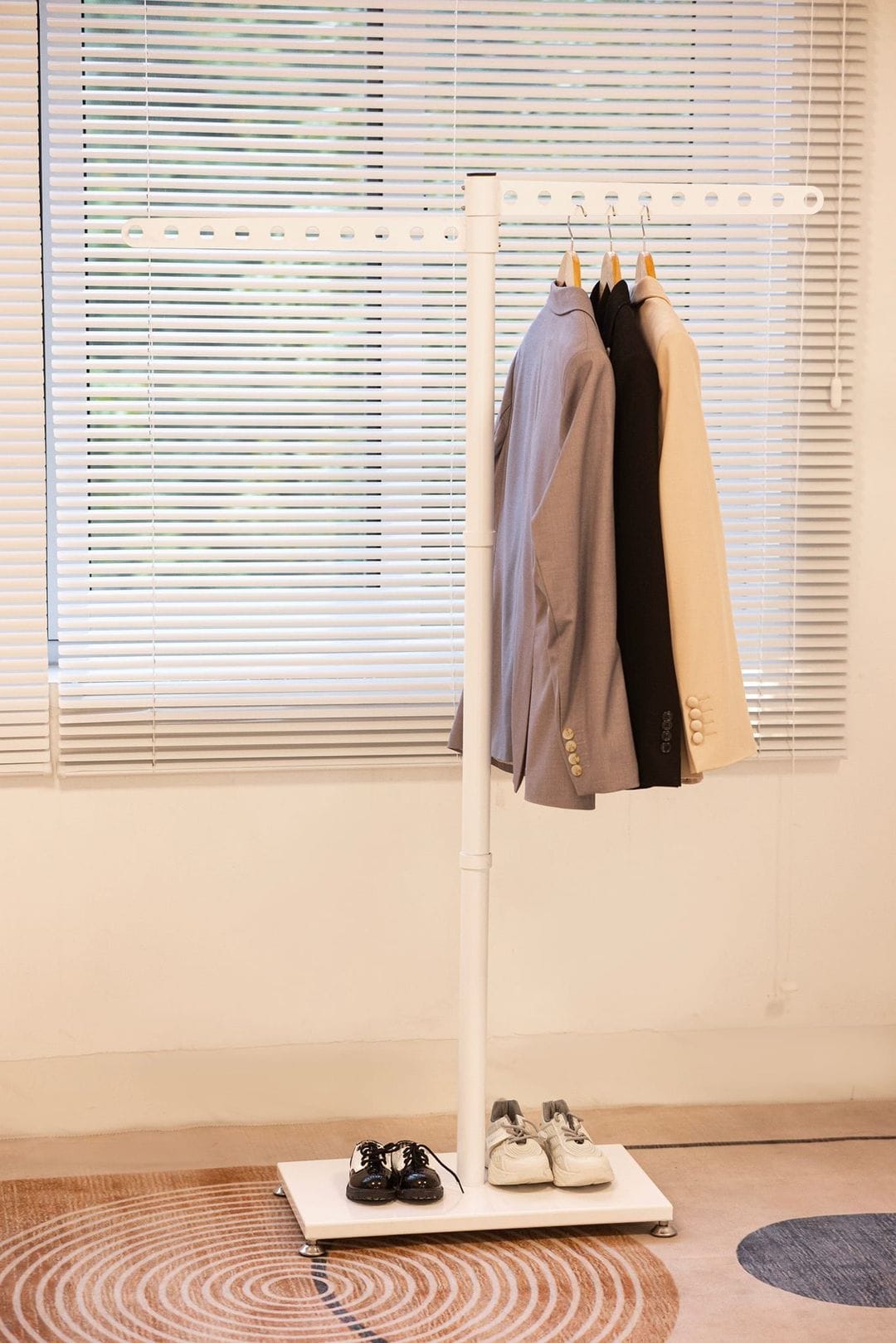 Gia công giá treo quần áo